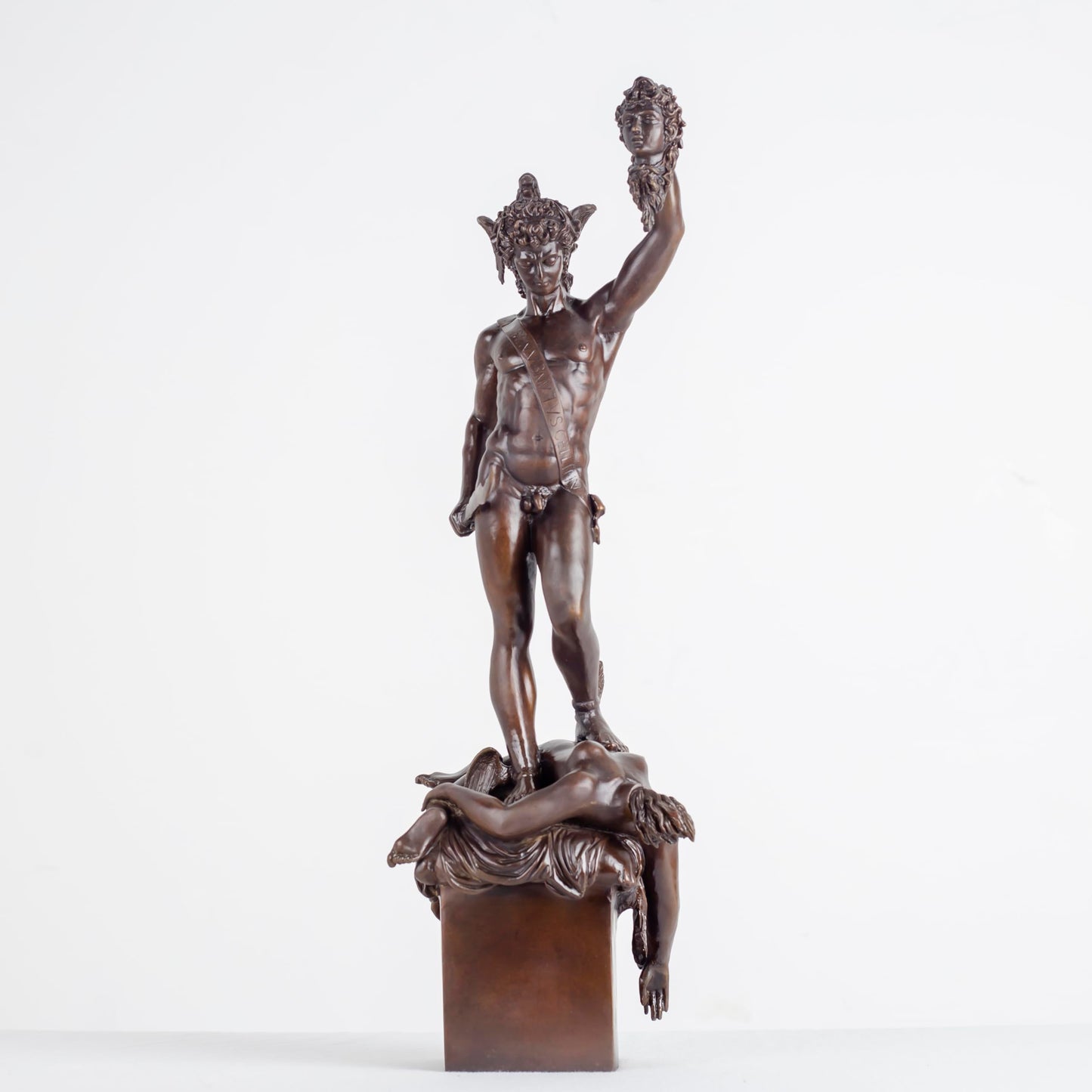 Perseus & The Head of Medusa Bronze Sculpture, Classic Greek Mythology Artwork, Handcrafted Bronze Statue by Benvenuto Cellini, Perfect for Home Decor and Gifts