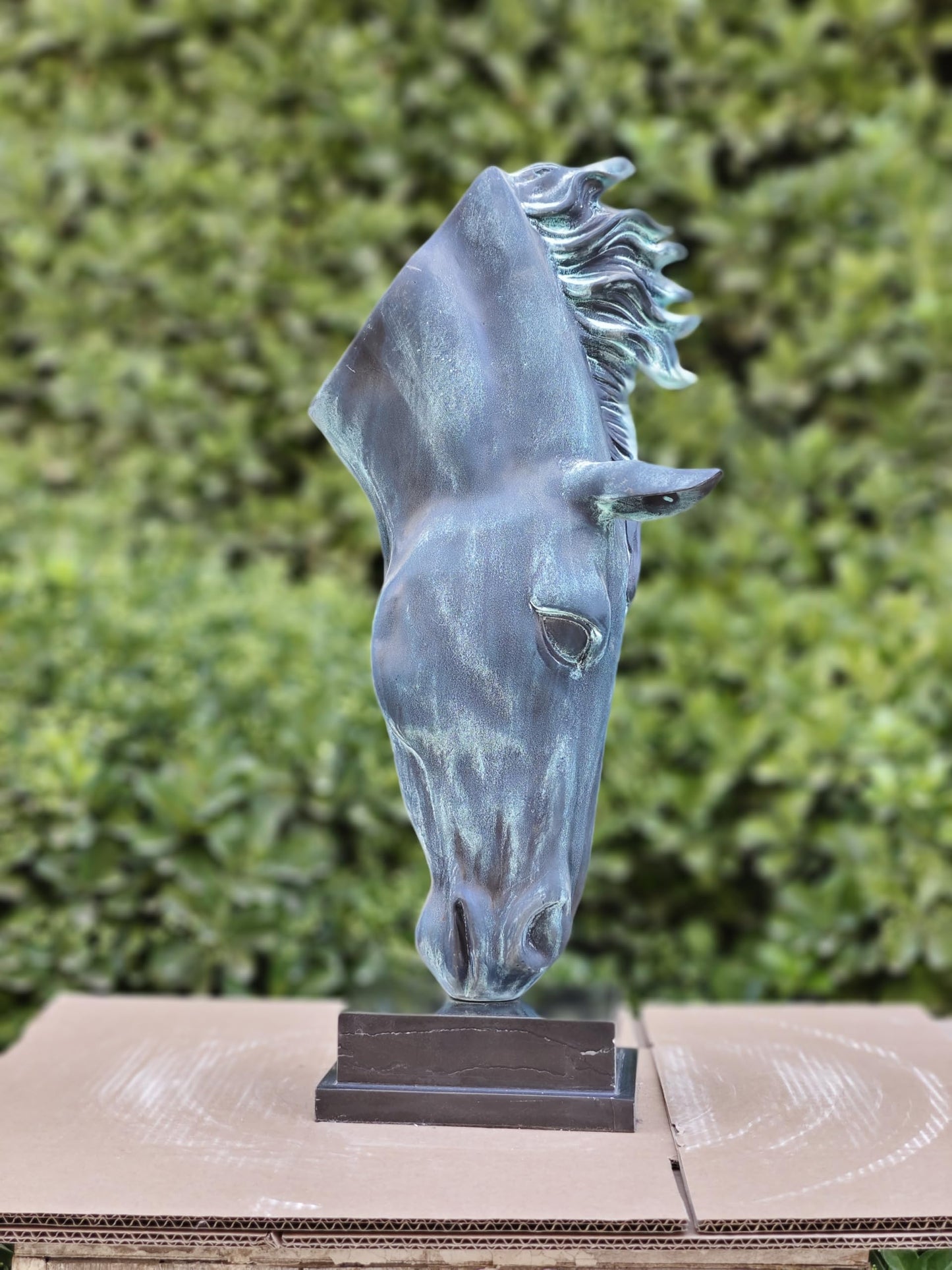 R REALONG 22" Bronze Horse Bust Statue, Bronze Horse Head Sculptures, and Horse Bust Art with Natural Marble Base, Large Modern Club Hotel, Home and Office Decor