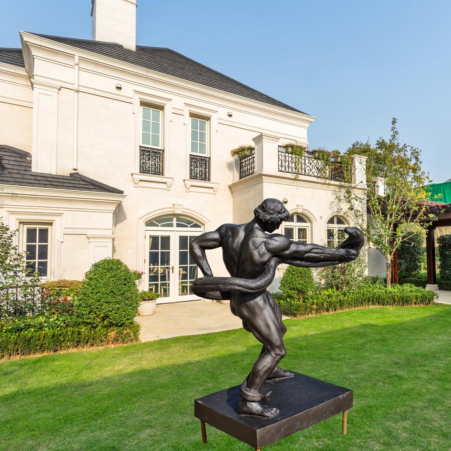 Athlete Wrestling with a Python Bronze Sculpture Replica - Handcrafted Tribute to Frederic Leighton’s Iconic 1877 Artwork, Ideal for Art Collectors and Home Decor