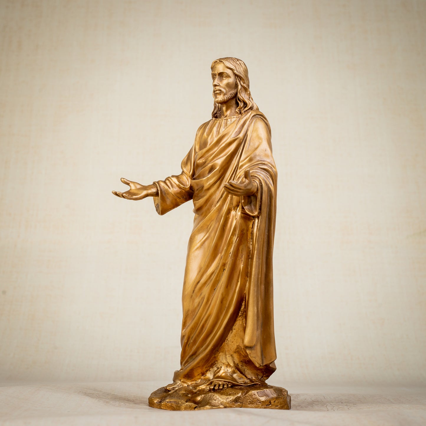 12.2''/31cm Gold Bronze Jesus Statue, Brass Religious The Lord SaviorSon of God Sacred Christian Figurine Sculptures Art for Home Office Decor Gift.