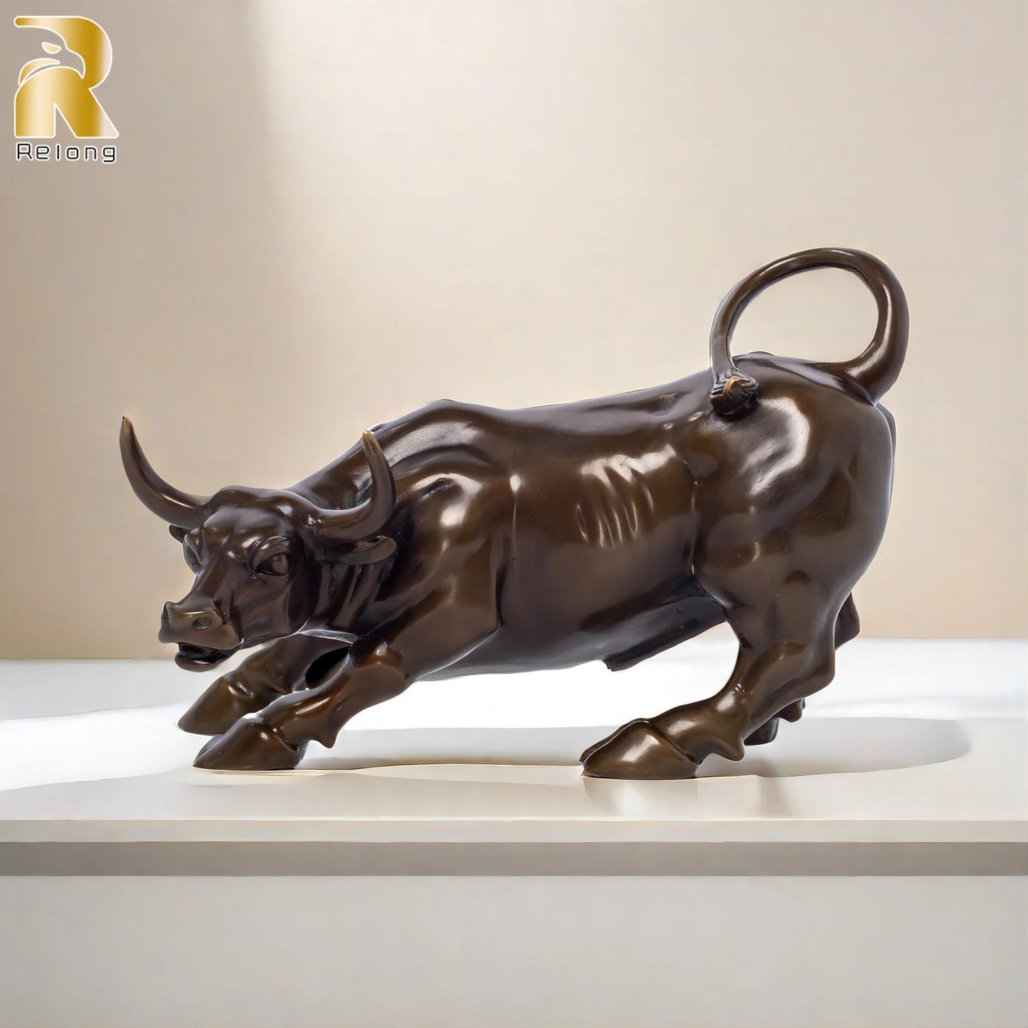Bronze Wall Street Bull Sculpture Handmade Hot Casting Bronze Charging Bull Statues Animal Art Statues For Home Office Decor