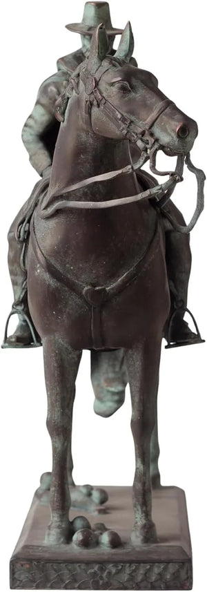 Close-up of Ulysses S. Grant bronze statue showing detailed face expression and Civil War general uniform