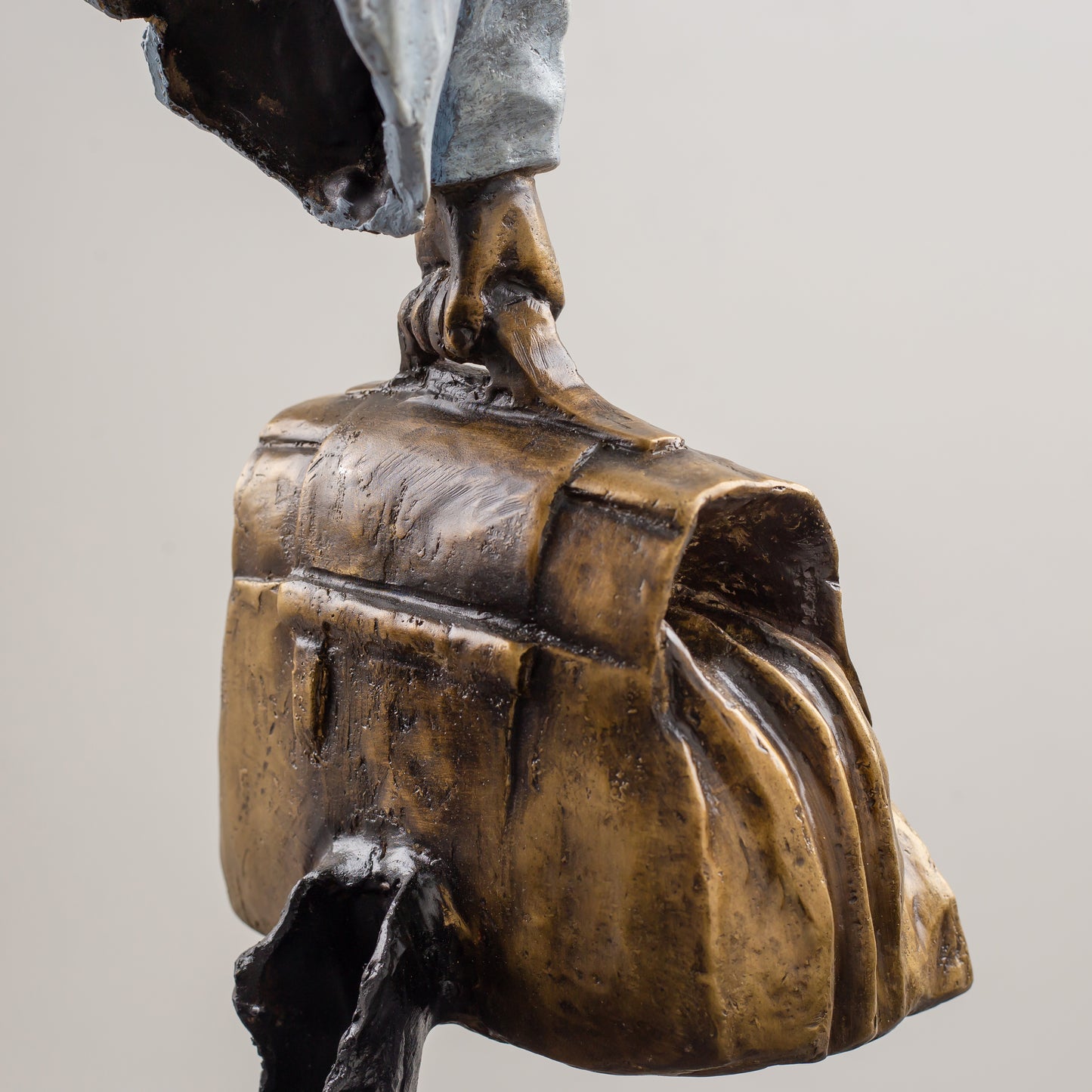 Famous Bruno Catalano Bronze Traveller Statue, 23.6'' Classic Pure Bronze Casting Bronze Figurine Sculpture Abstract Art Craft Ornament for Home Office Decor Luxurious Gifts