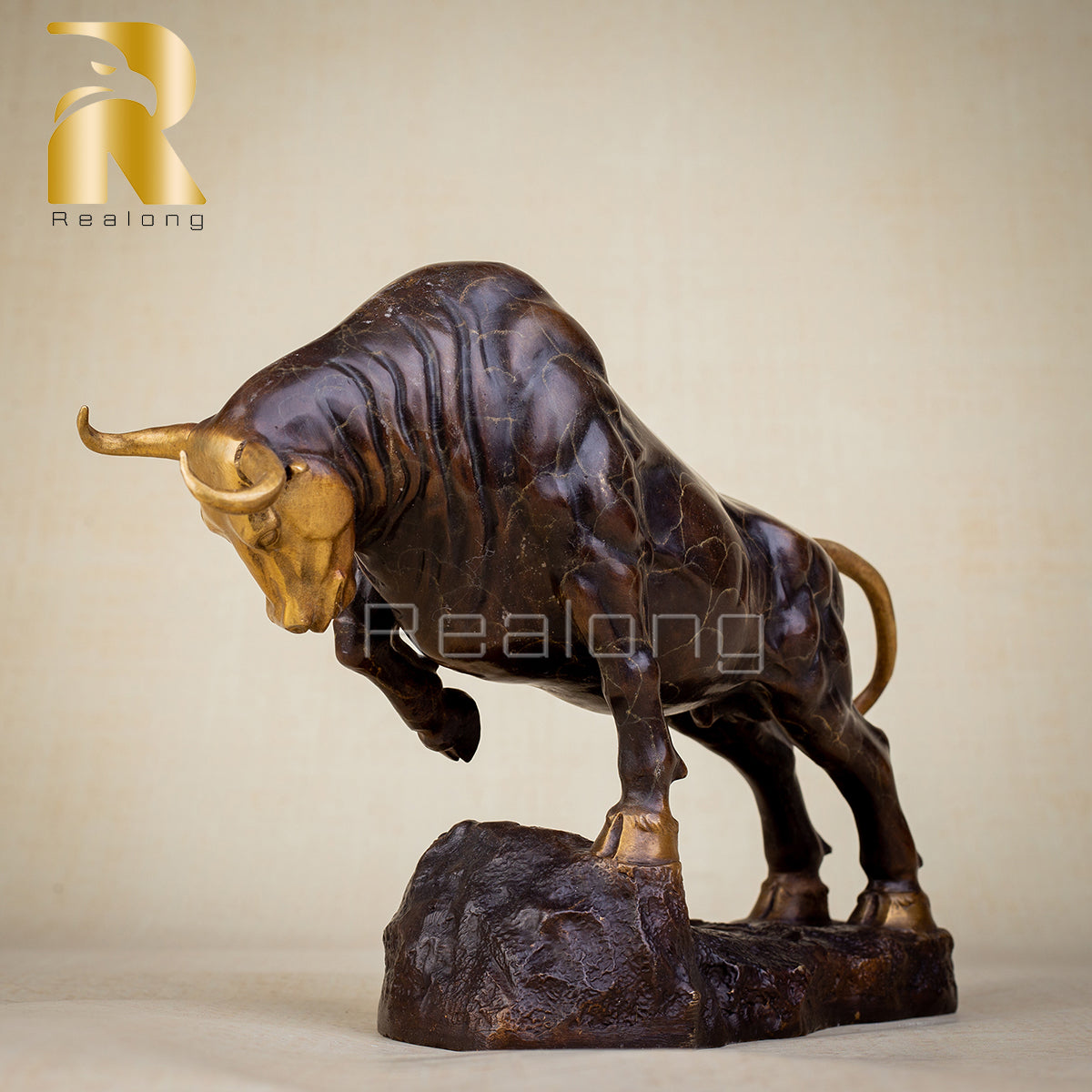 Wall Street Bull Statue Bronze Home Decor 100% Bronze Charging Bull Sculpture Feng Shui Figurines Stock Market Ornaments