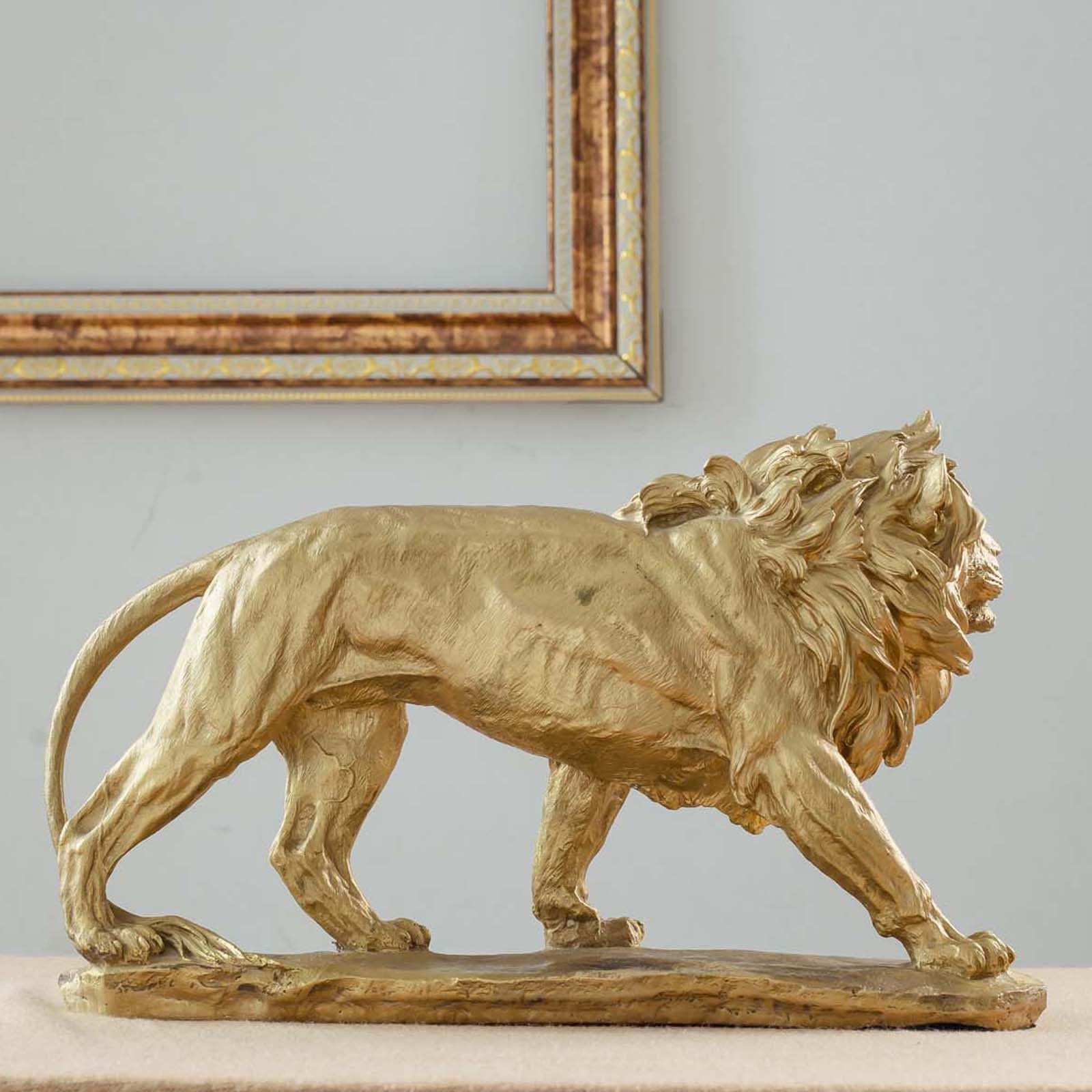 Gold bronze Lion King sculpture 