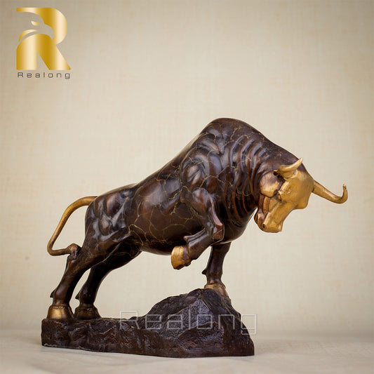 Wall Street Bull Statue Bronze Home Decor 100% Bronze Charging Bull Sculpture Feng Shui Figurines Stock Market Ornaments